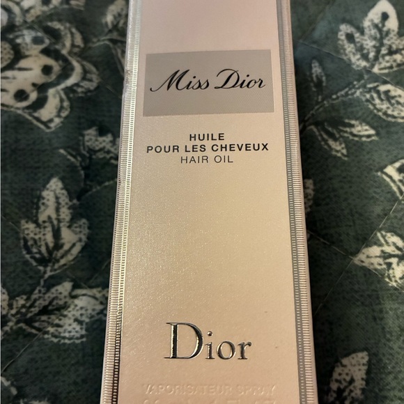 Dior Other - Dior Miss Dior Hair Oil in Elegant Cream